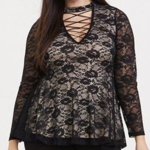 TORRID Sexy Lace Peplum Top 1x/14-16 Whimsigoth